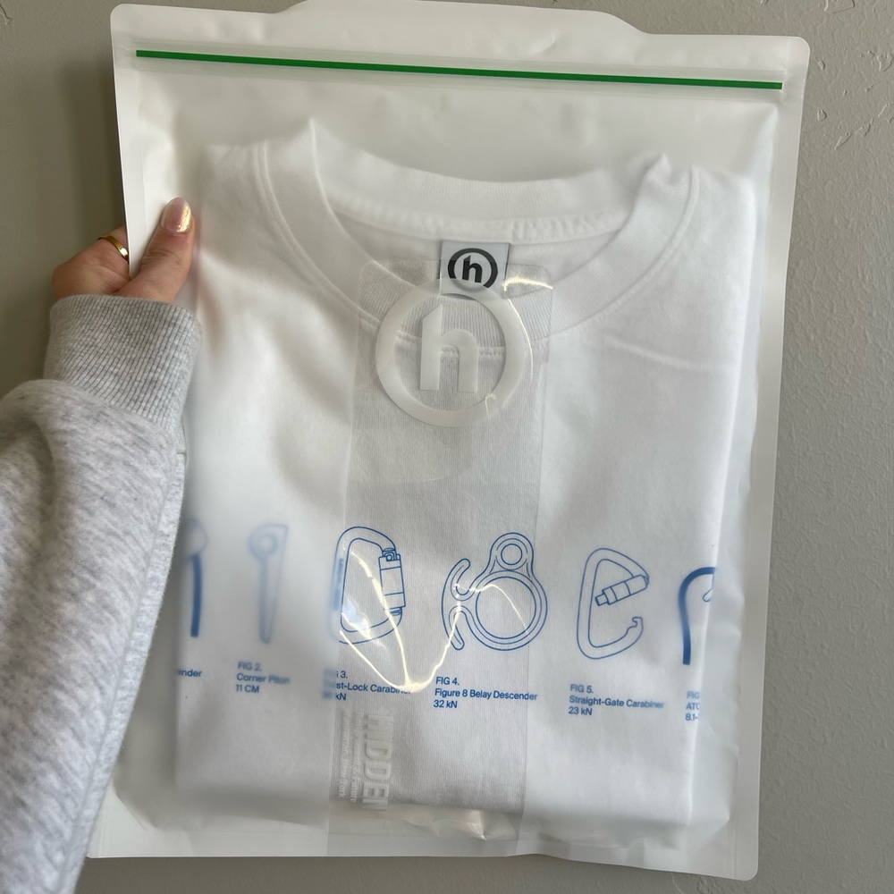 NEW Hidden NY Carabiner tee